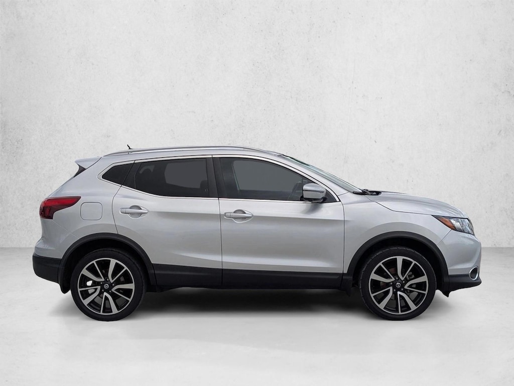 Used 2017 Nissan Rogue Sport SL SUV