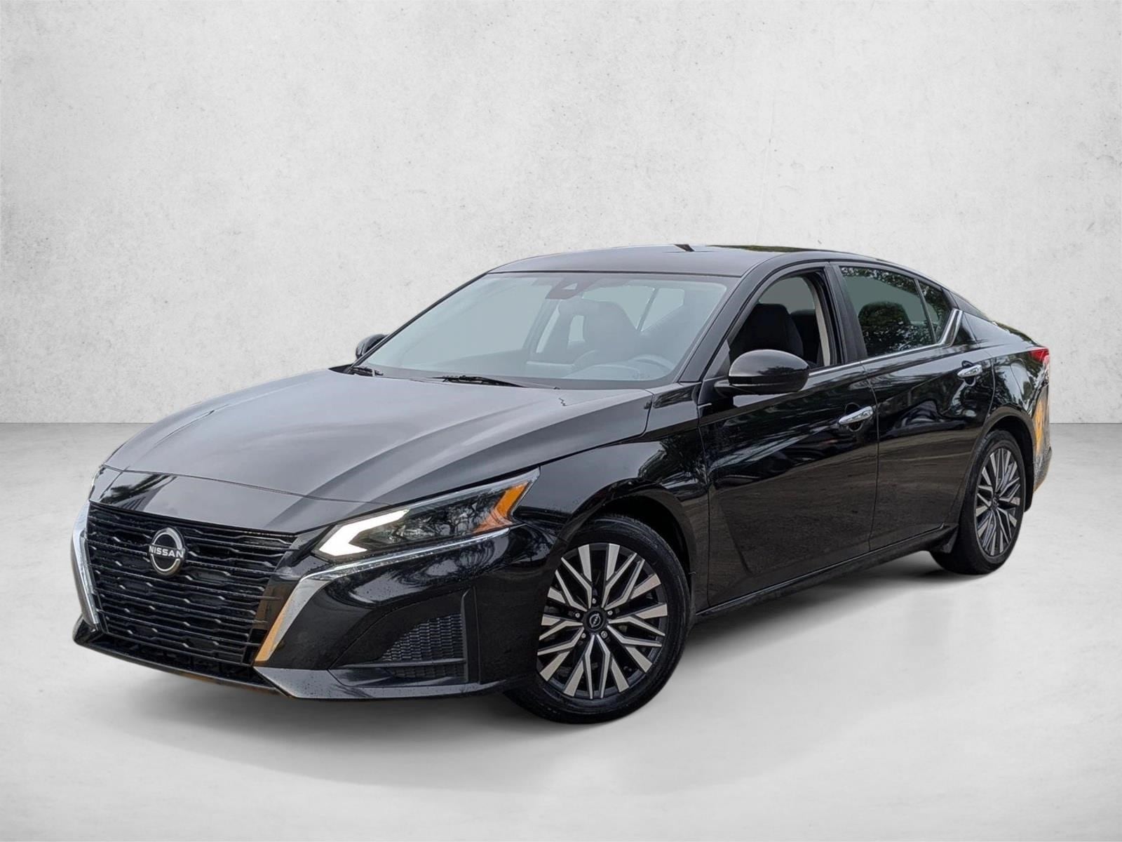 2023 Nissan Altima SV