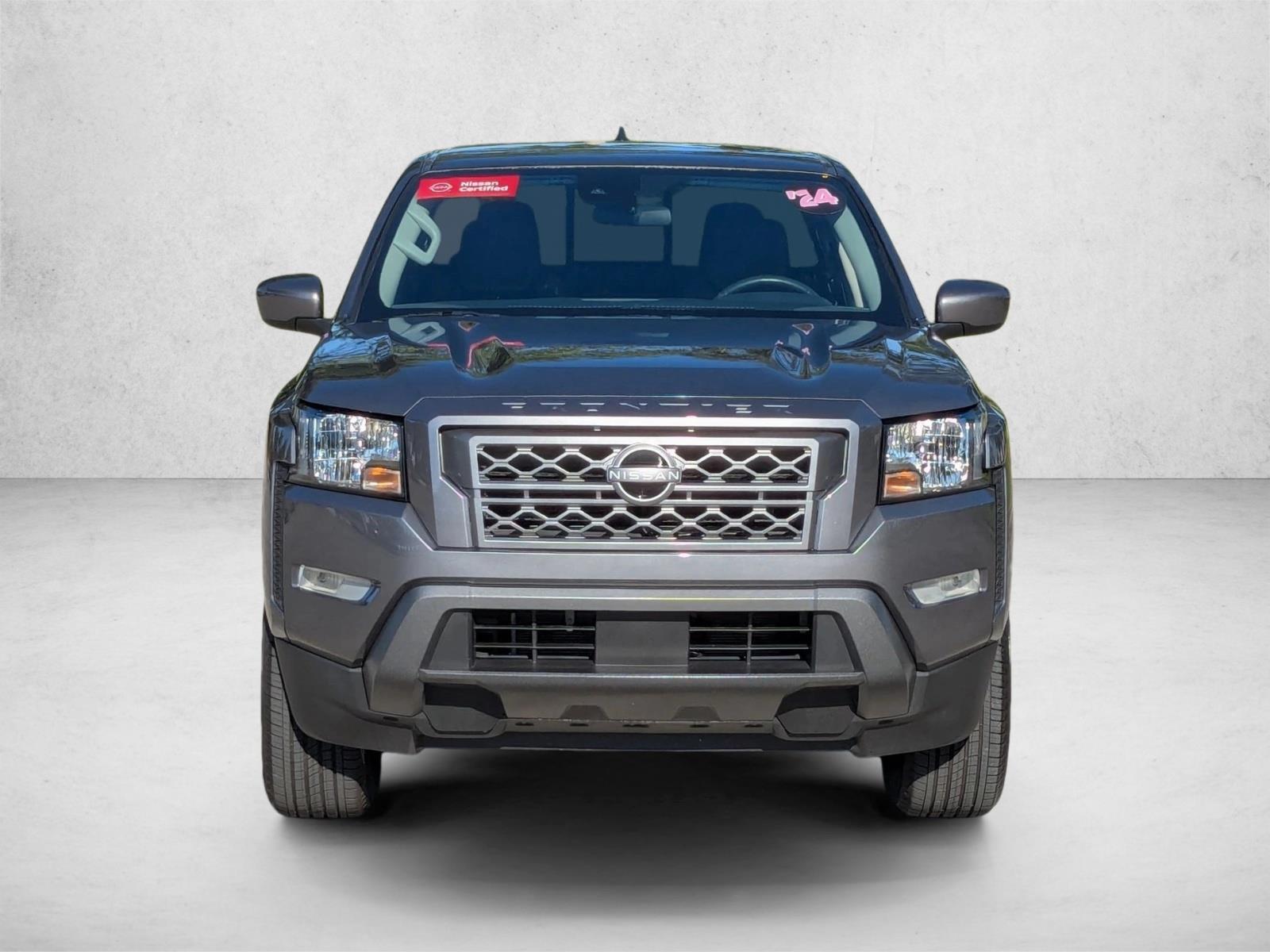 2024 Nissan Frontier SV photo 2