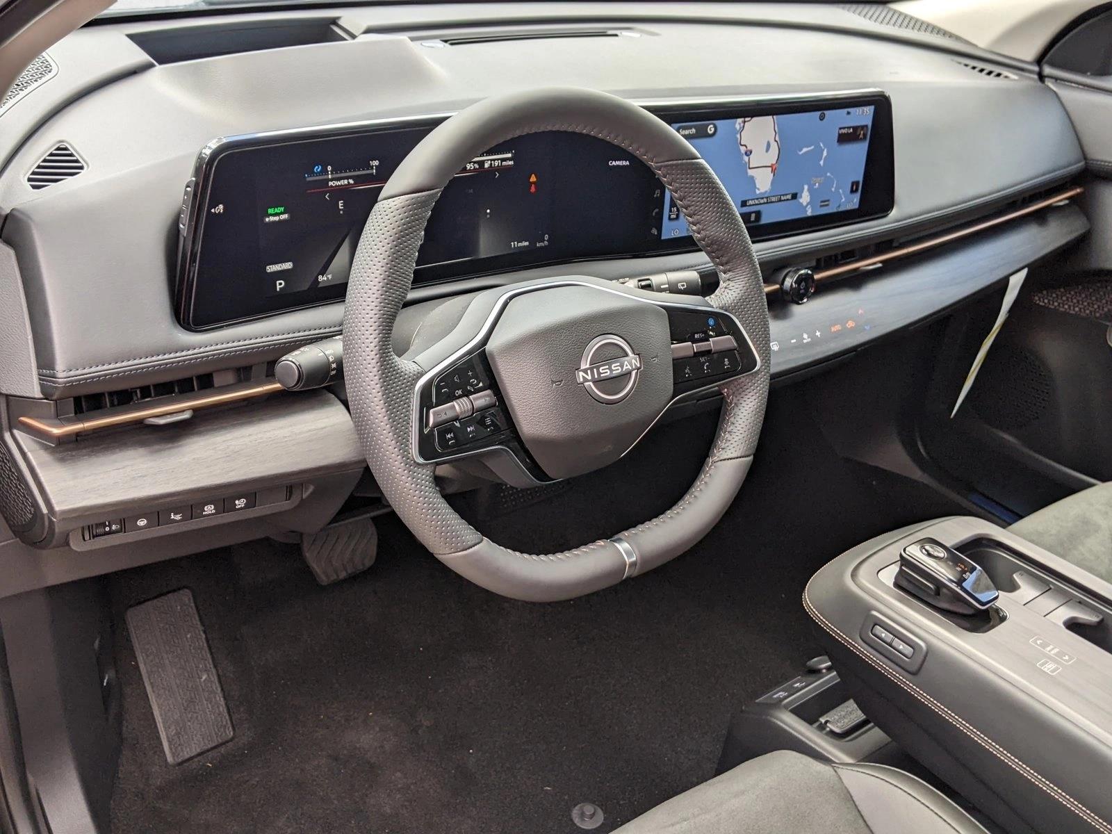 2024 Nissan ARIYA Engage photo 3