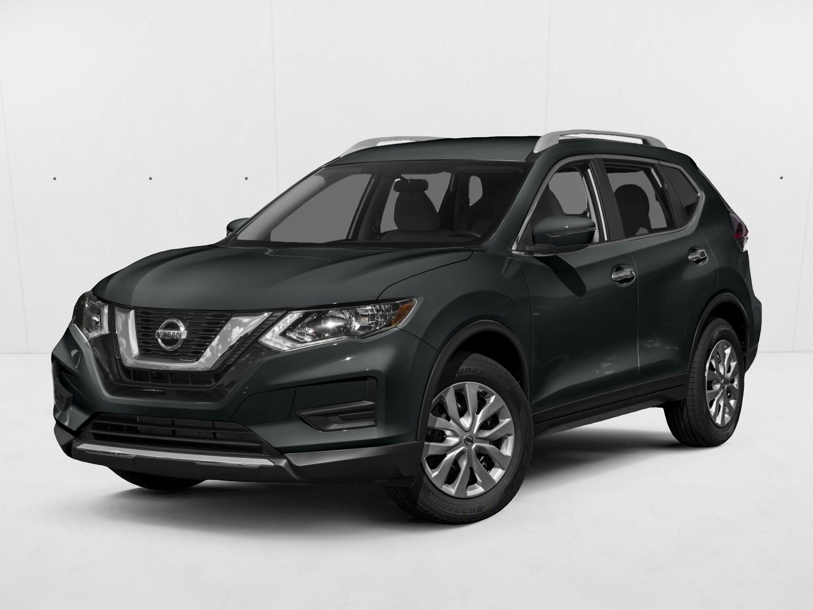 2017 Nissan Rogue SV's photo