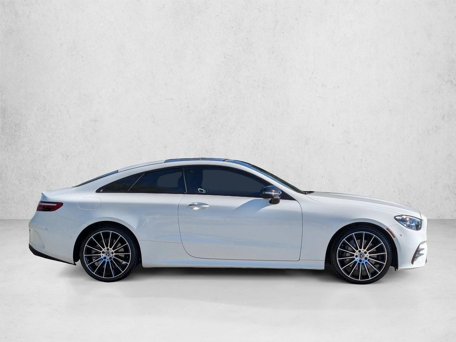 2022 Mercedes Benz E 450 Coupe photo 4