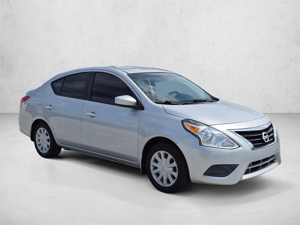Used 2015 Nissan Versa SV Sedan
