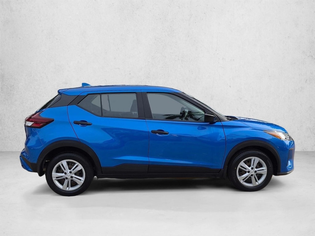 Used 2023 Nissan Kicks S SUV
