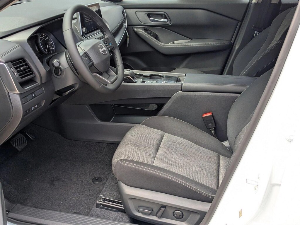 New 2026 Nissan Rogue SV SUV