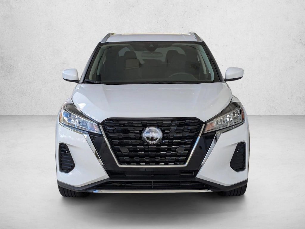 Used 2024 Nissan Kicks SV SUV