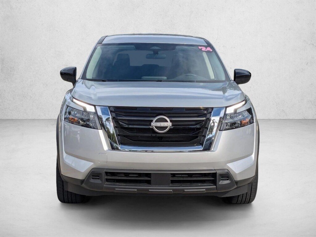 Used 2024 Nissan Pathfinder S SUV