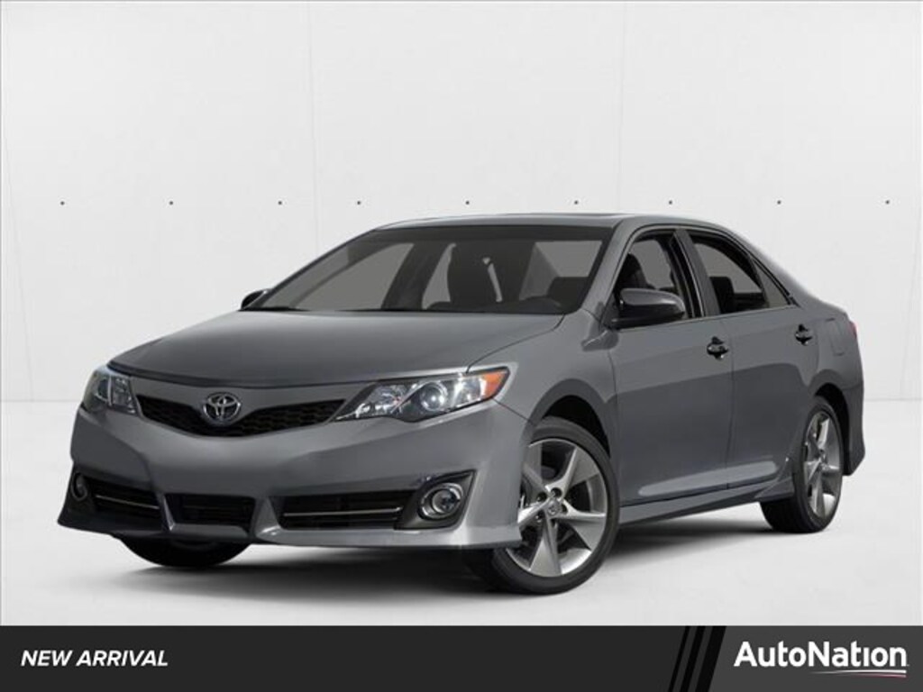 Used 2013 Toyota Camry SE Sedan