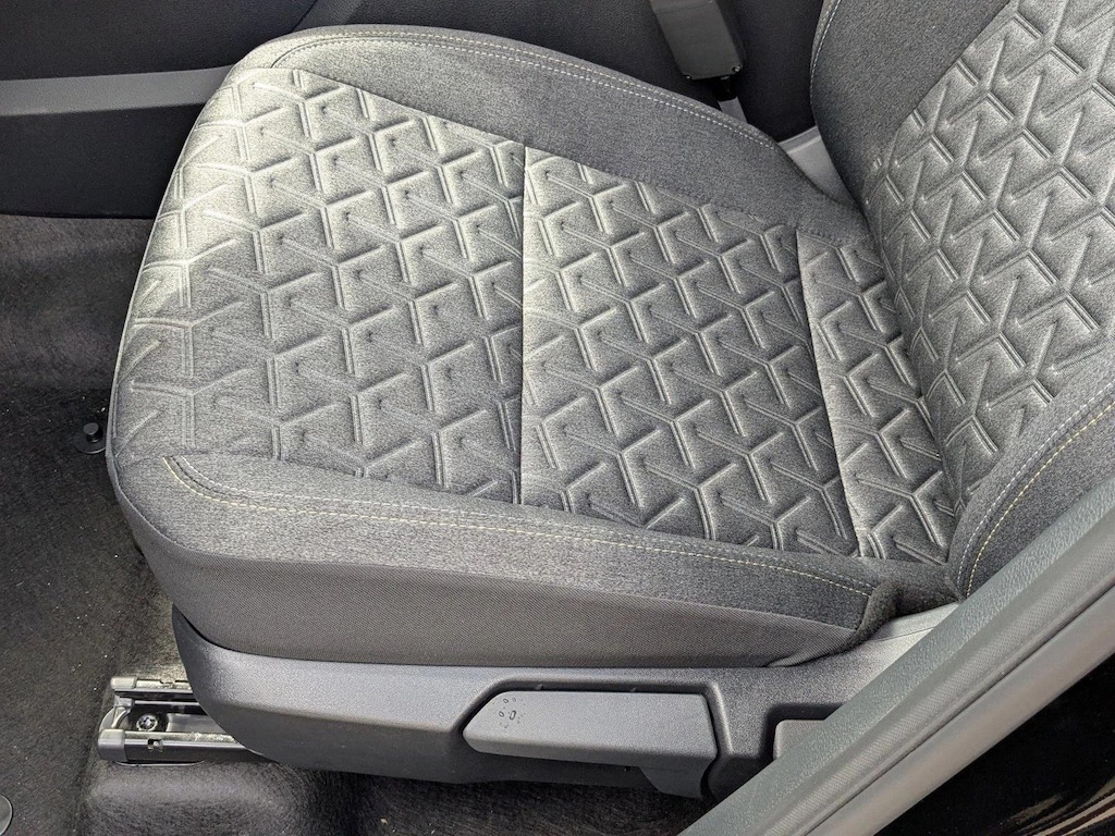Certified 2025 Nissan Kicks SV SUV