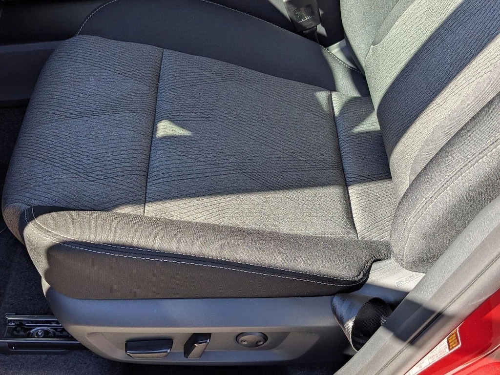 New 2026 Nissan Rogue SV SUV