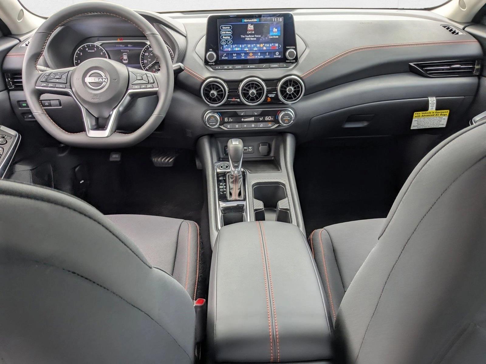 2025 Nissan Sentra SR - Photo 13