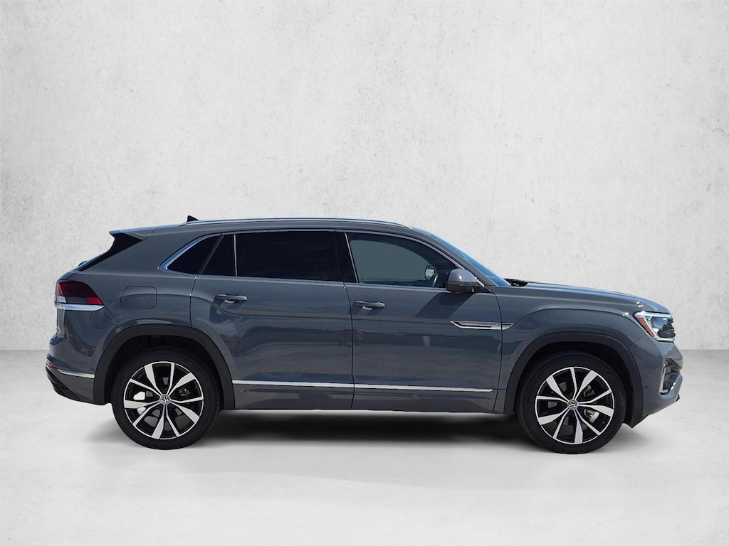 Used 2024 Volkswagen Atlas Cross Sport 2.0T SEL Premium R-Line SUV