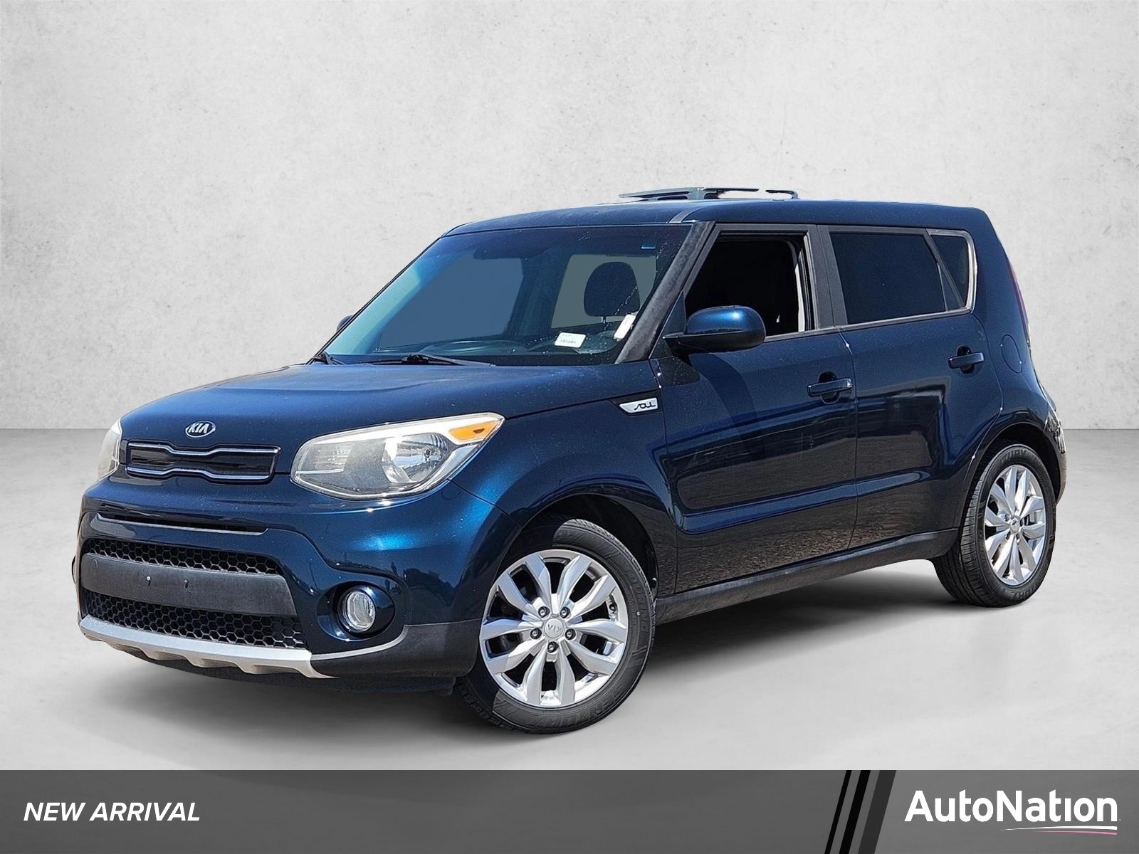 2017 Kia Soul 2.0L + 6 A/T's photo
