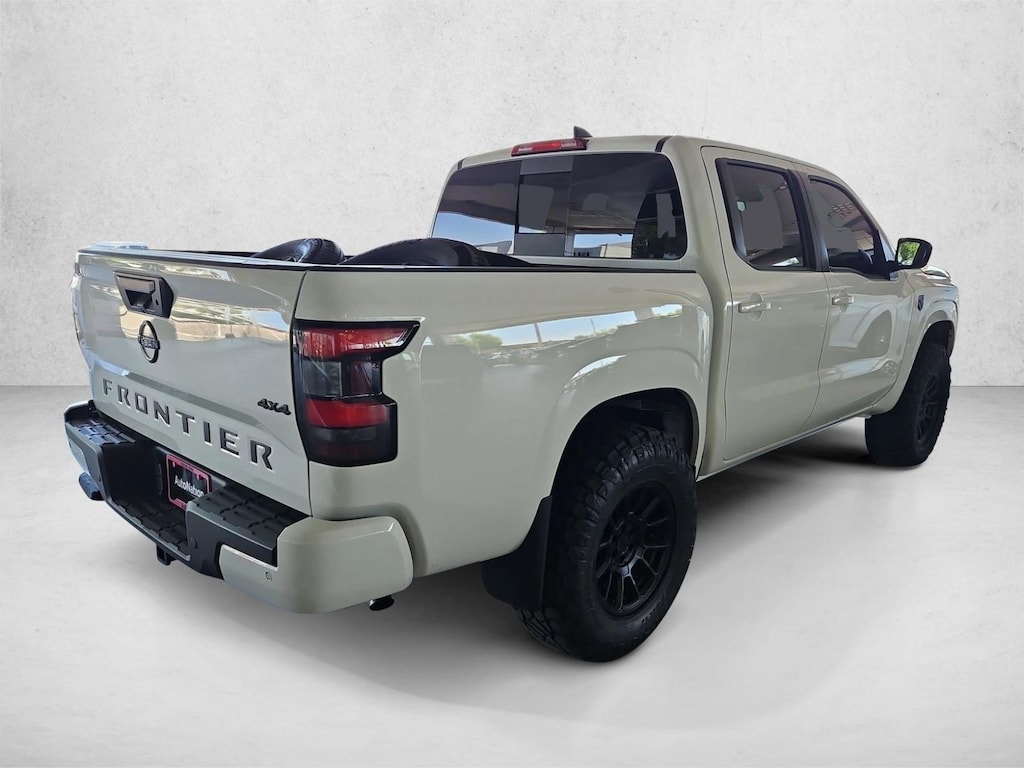 New 2026 Nissan Frontier SV Truck Crew Cab