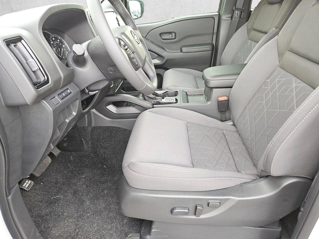 New 2026 Nissan Frontier SV Truck Crew Cab