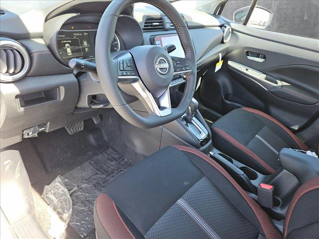 2025 Nissan Versa SR photo 3