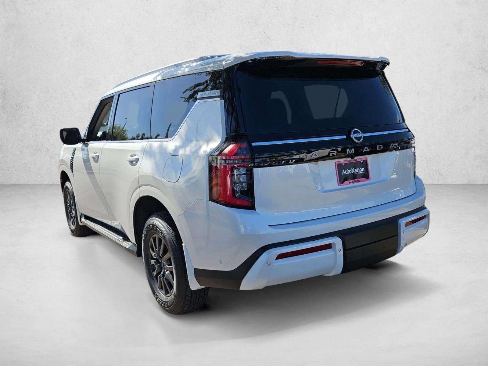 2026 Nissan Armada SV - Photo 7