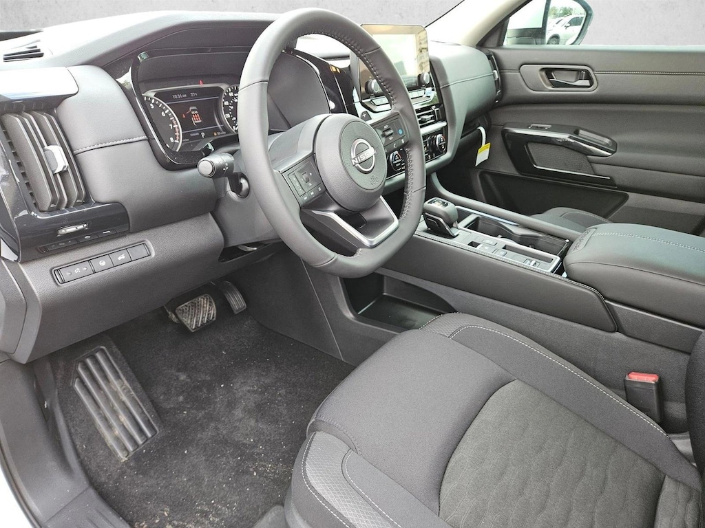 New 2025 Nissan Pathfinder SV SUV