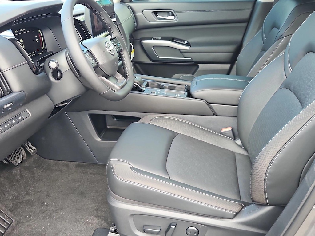 New 2026 Nissan Pathfinder SL SUV