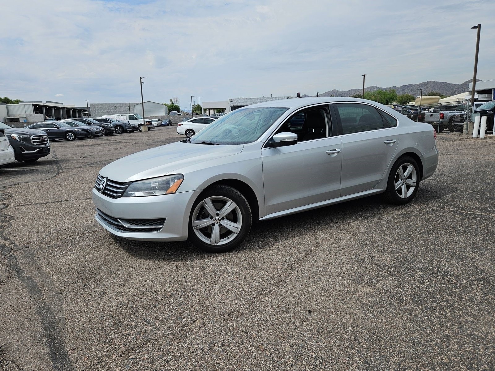 2014 Volkswagen Passat SE