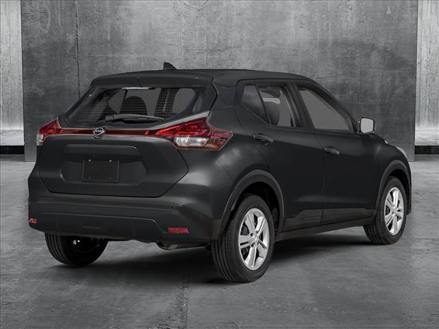 2025 Nissan Kicks Play S photo 2
