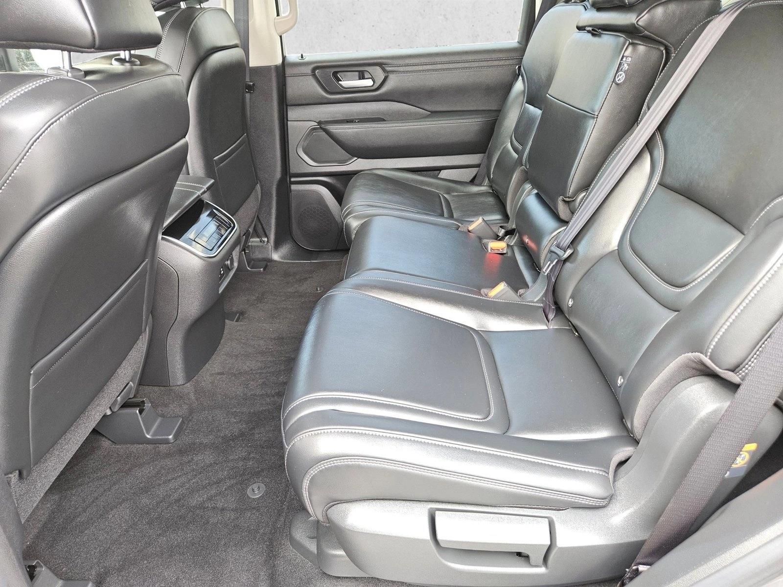 2026 Nissan Armada SV - Photo 10