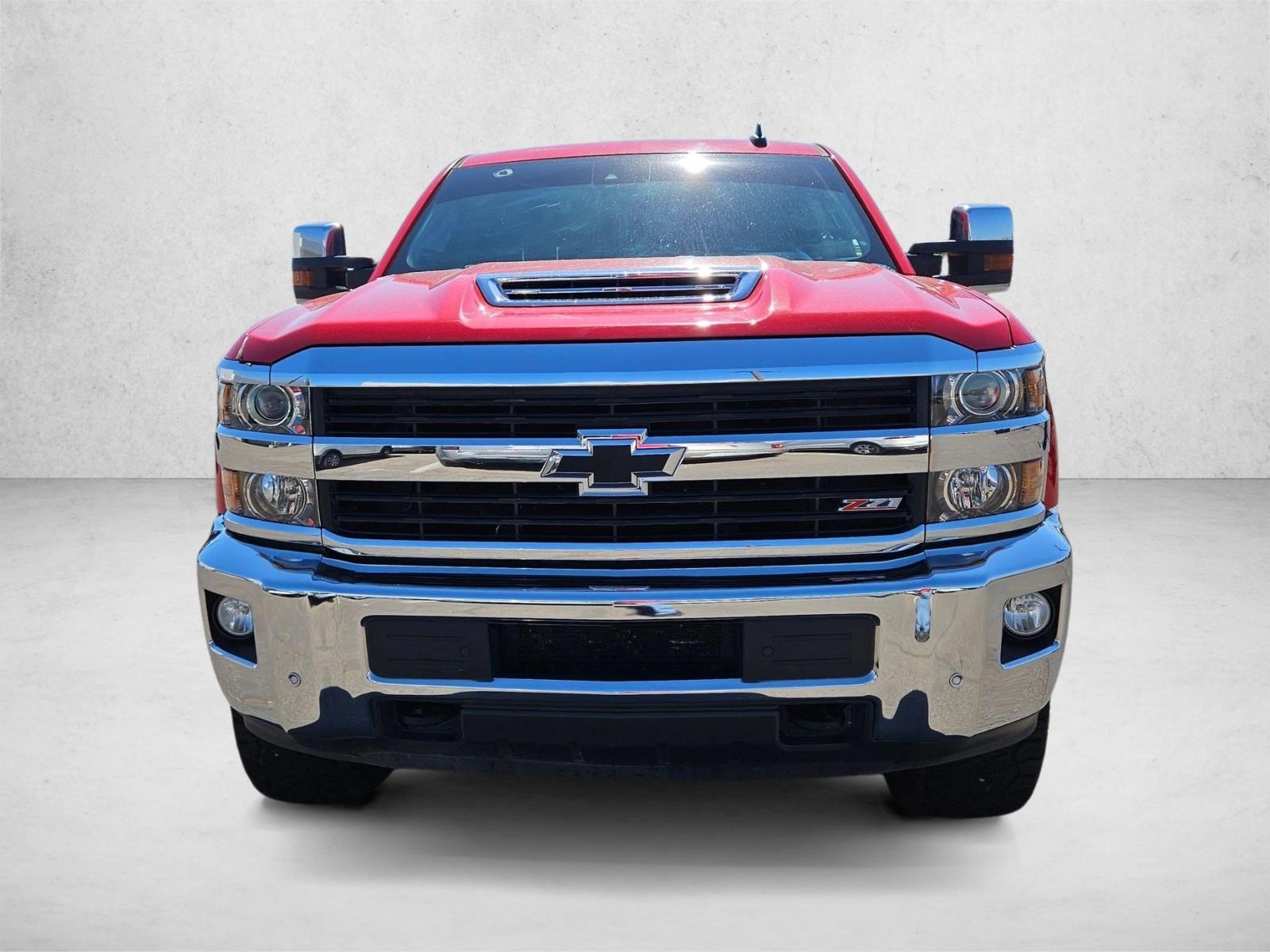2017 Chevrolet Silverado 2500HD LTZ photo 2