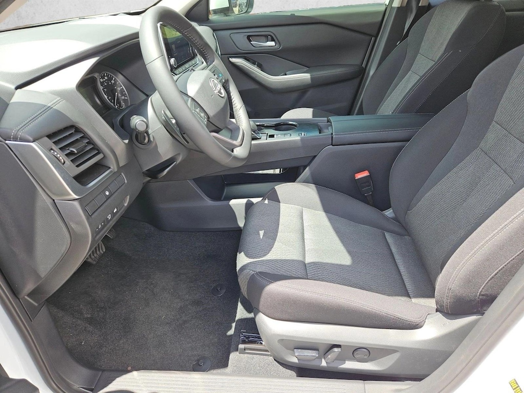 New 2026 Nissan Rogue SV SUV