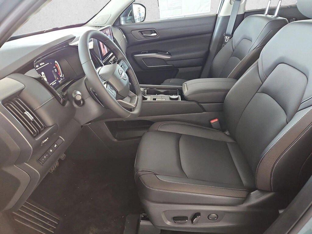 New 2026 Nissan Pathfinder SL SUV