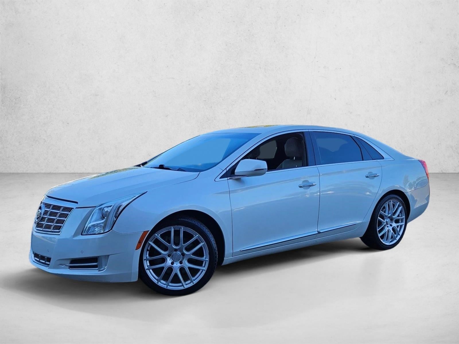 2013 Cadillac XTS Premium Collection's photo