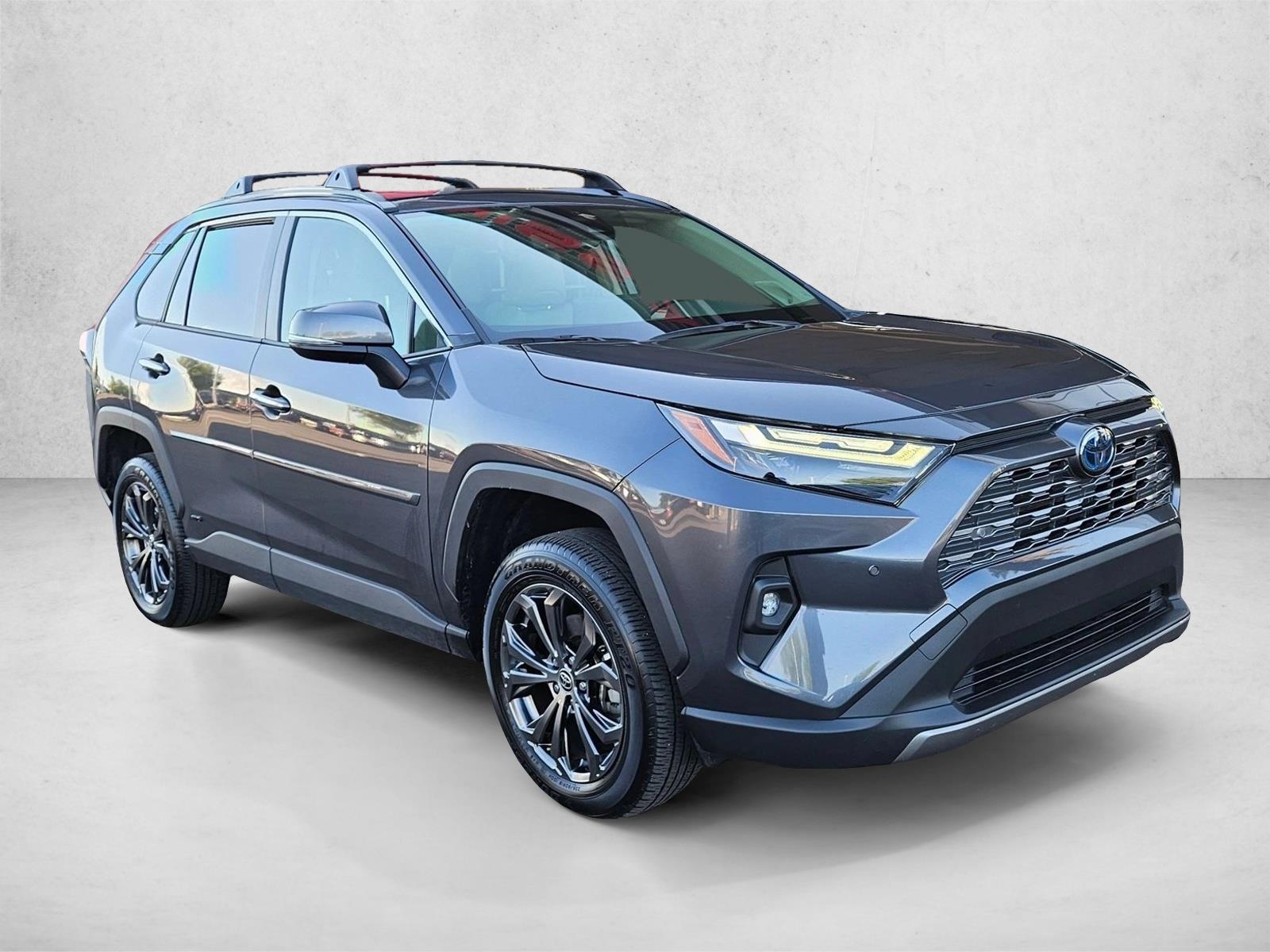 2023 Toyota RAV4 Hybrid Limited photo 3