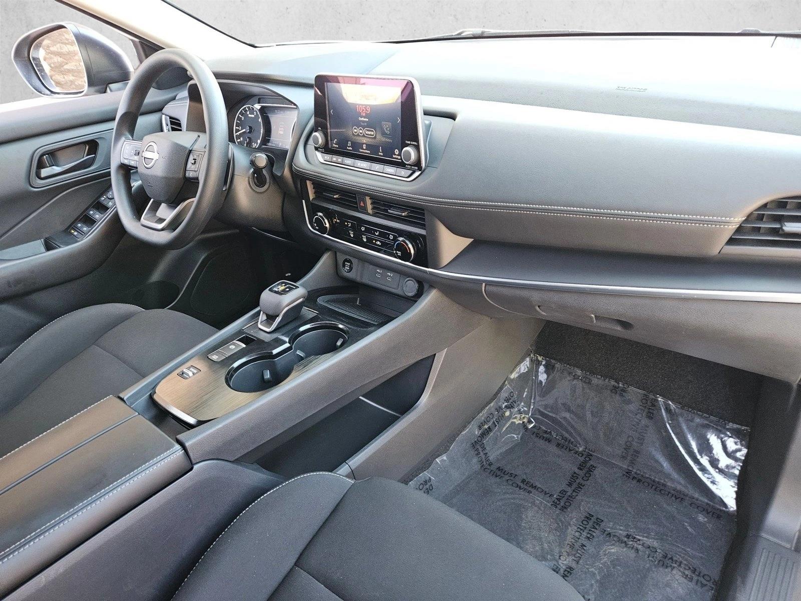 2025 Nissan Rogue S - Photo 18