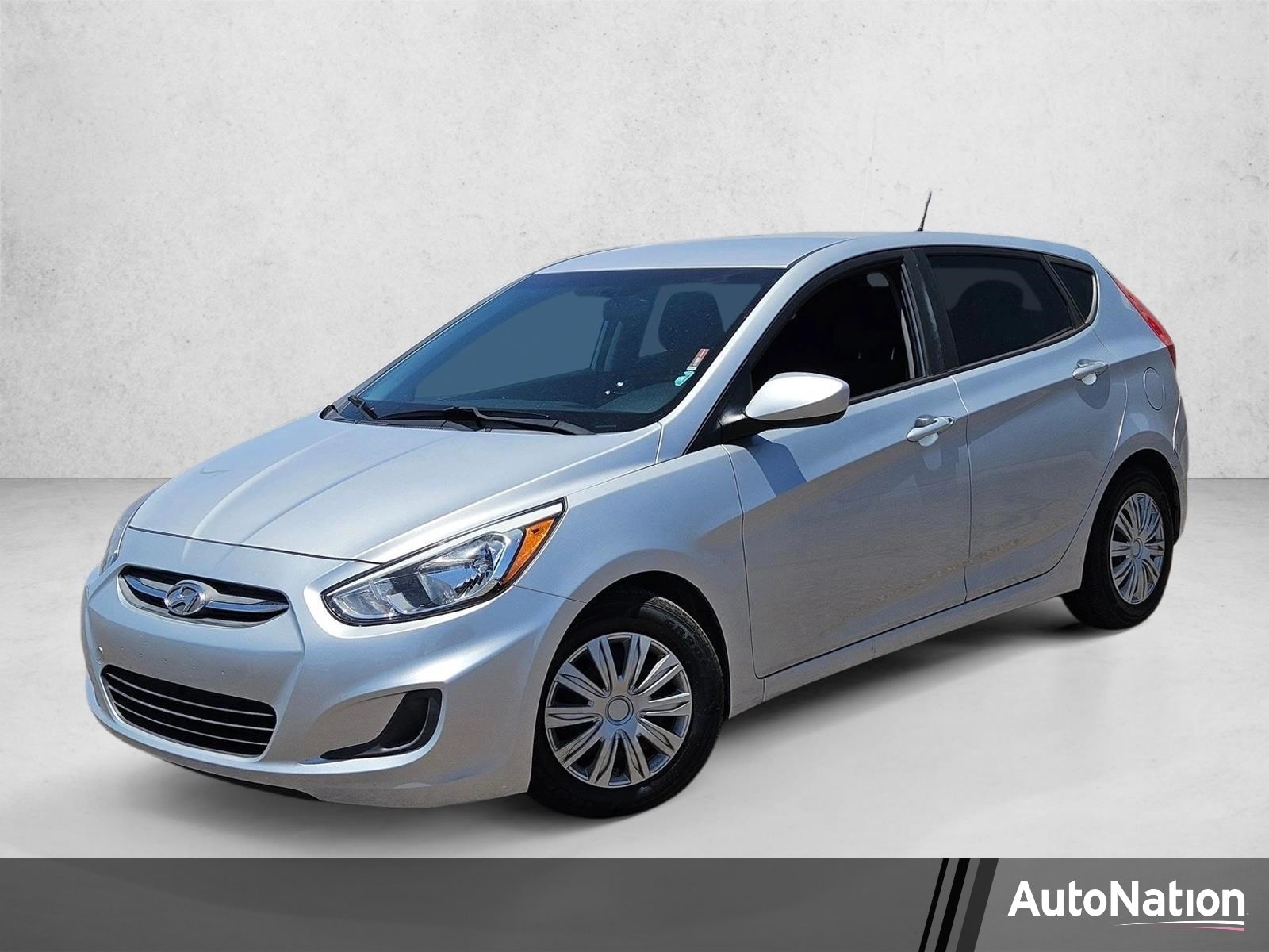 2017 Hyundai Accent SE 5-Door 6-Speed Automatic's photo