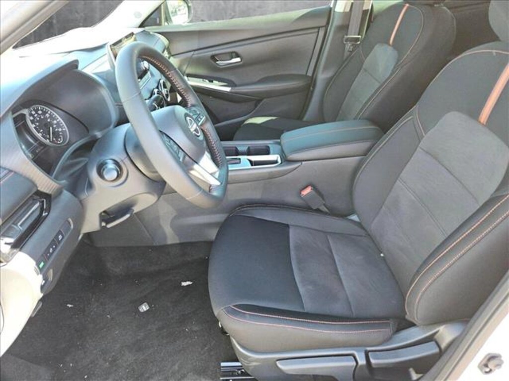 New 2025 Nissan Sentra SR Sedan