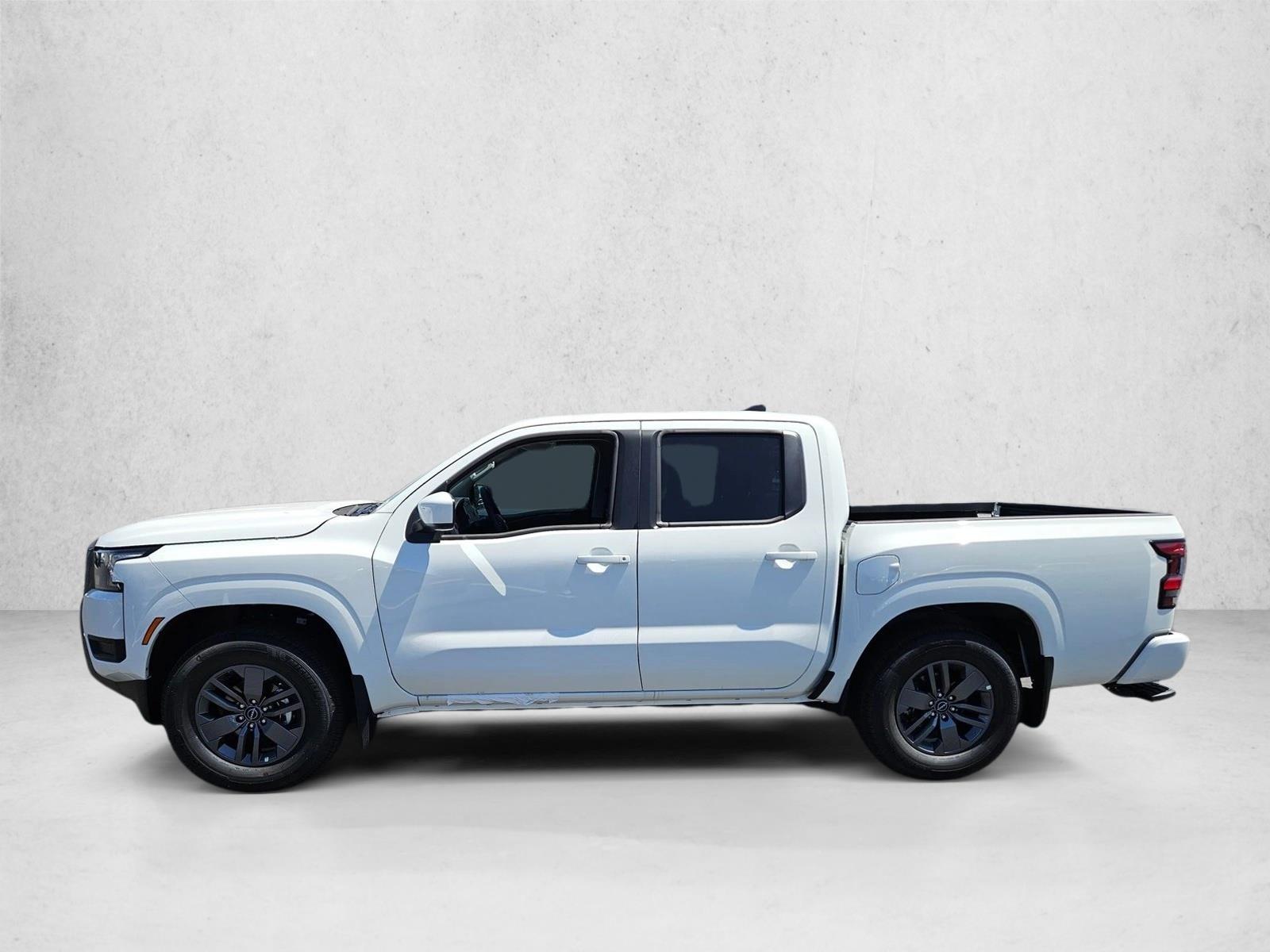 2025 Nissan Frontier SV photo 2