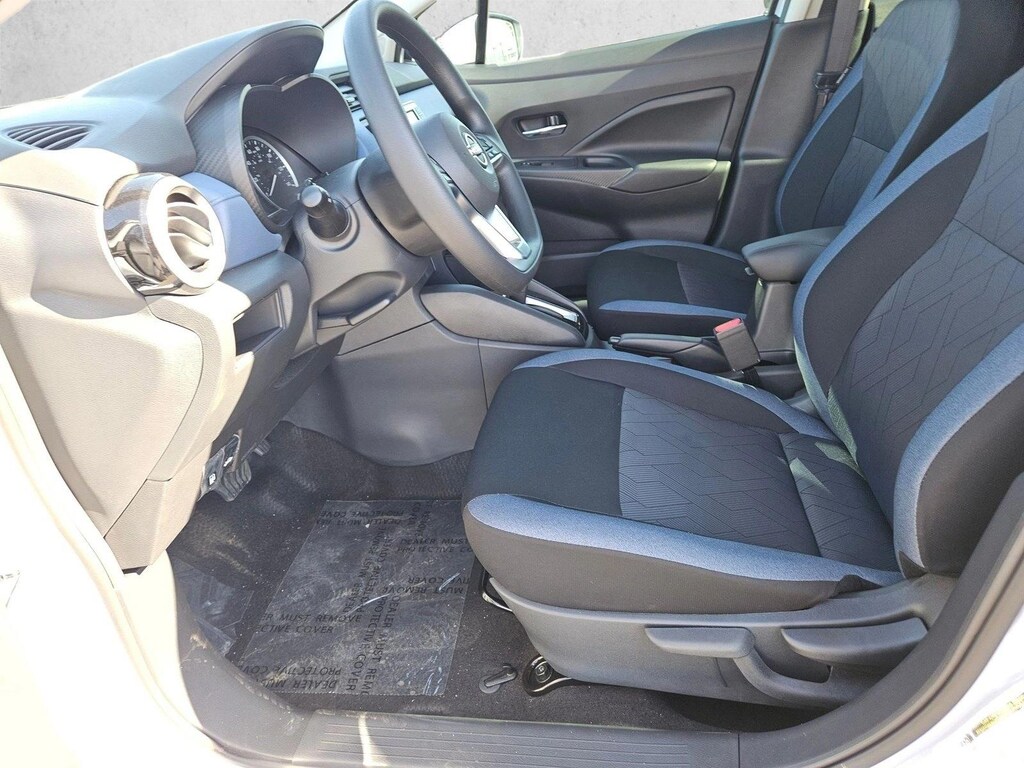 New 2025 Nissan Versa SV Sedan