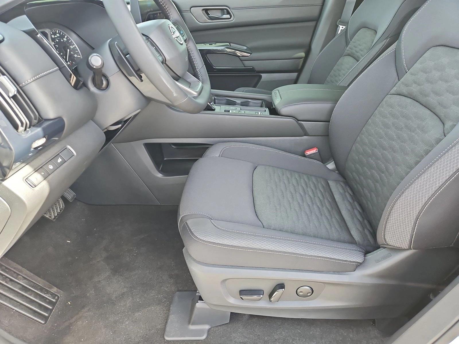 New 2026 Nissan Pathfinder SV SUV