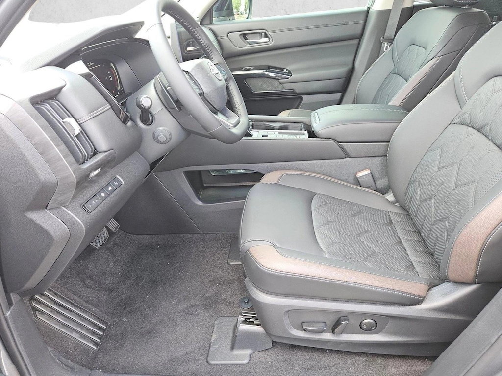 New 2026 Nissan Pathfinder Platinum SUV