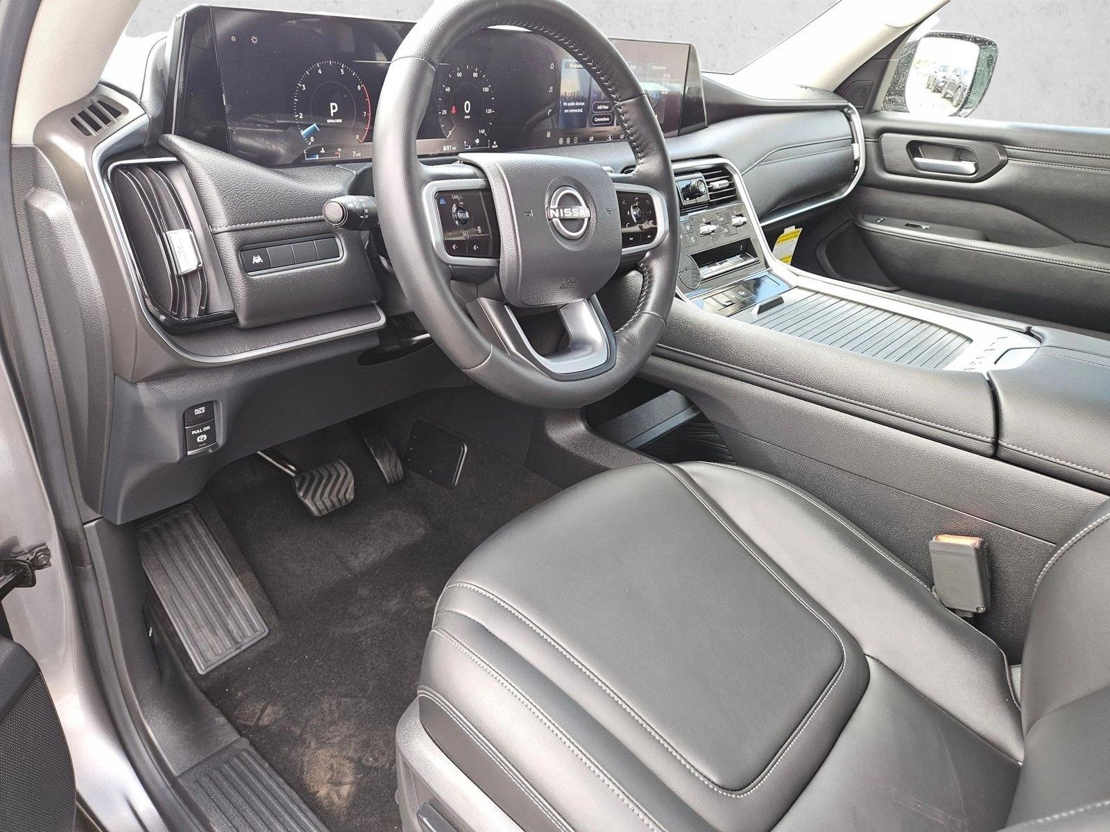 2026 Nissan Armada SV - Photo 4