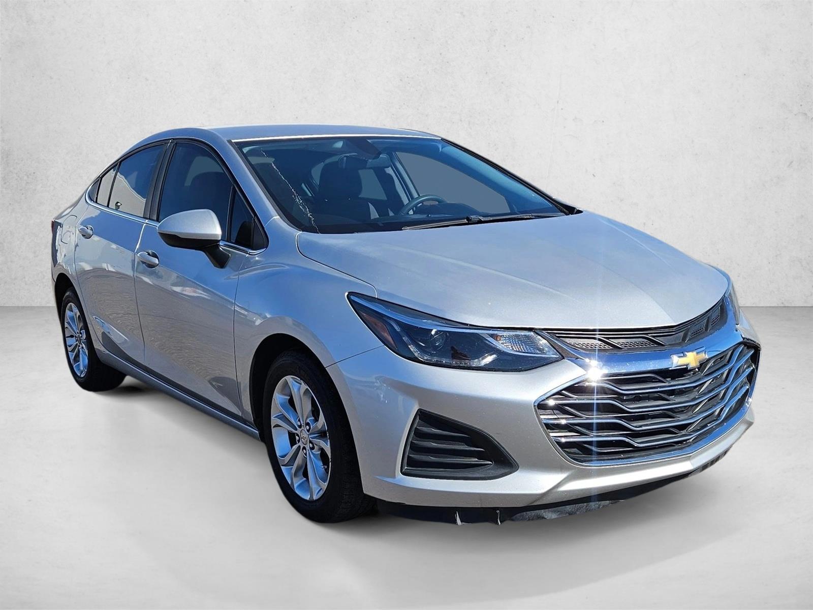 2019 Chevrolet Cruze Diesel photo 3