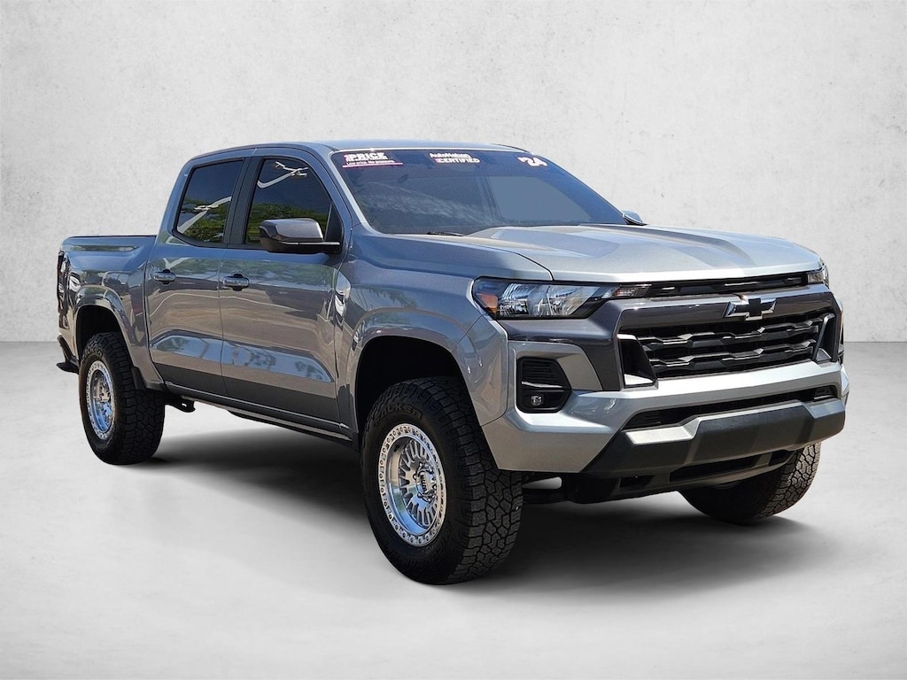 Used 2024 Chevrolet Colorado 2WD LT Truck Crew Cab