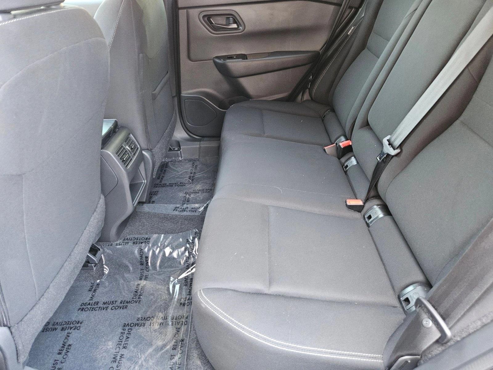 2025 Nissan Rogue S - Photo 15