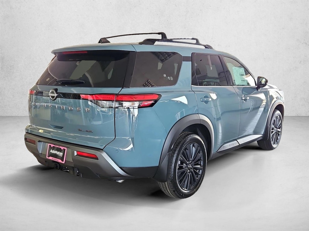 New 2026 Nissan Pathfinder SL SUV