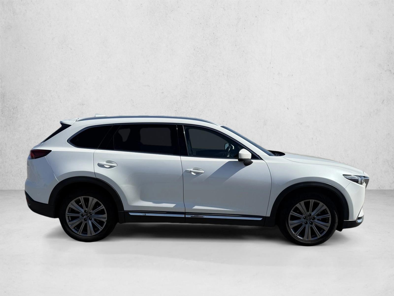 2023 Mazda CX-9 Signature photo 4