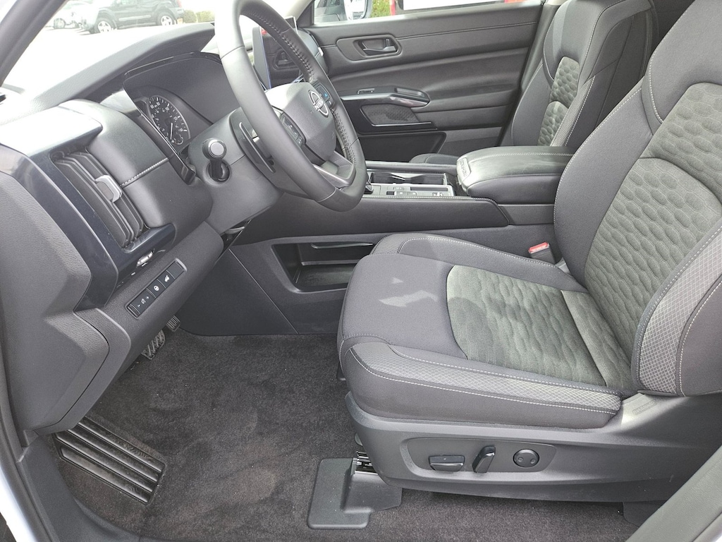 New 2026 Nissan Pathfinder SV SUV