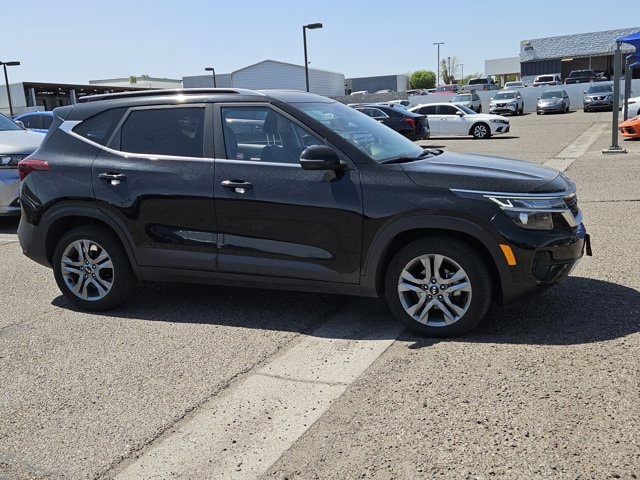 Used 2021 Kia Seltos S with VIN KNDEU2AA3M7187325 for sale in Tempe, AZ