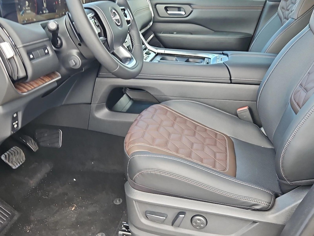 New 2026 Nissan Armada Platinum SUV