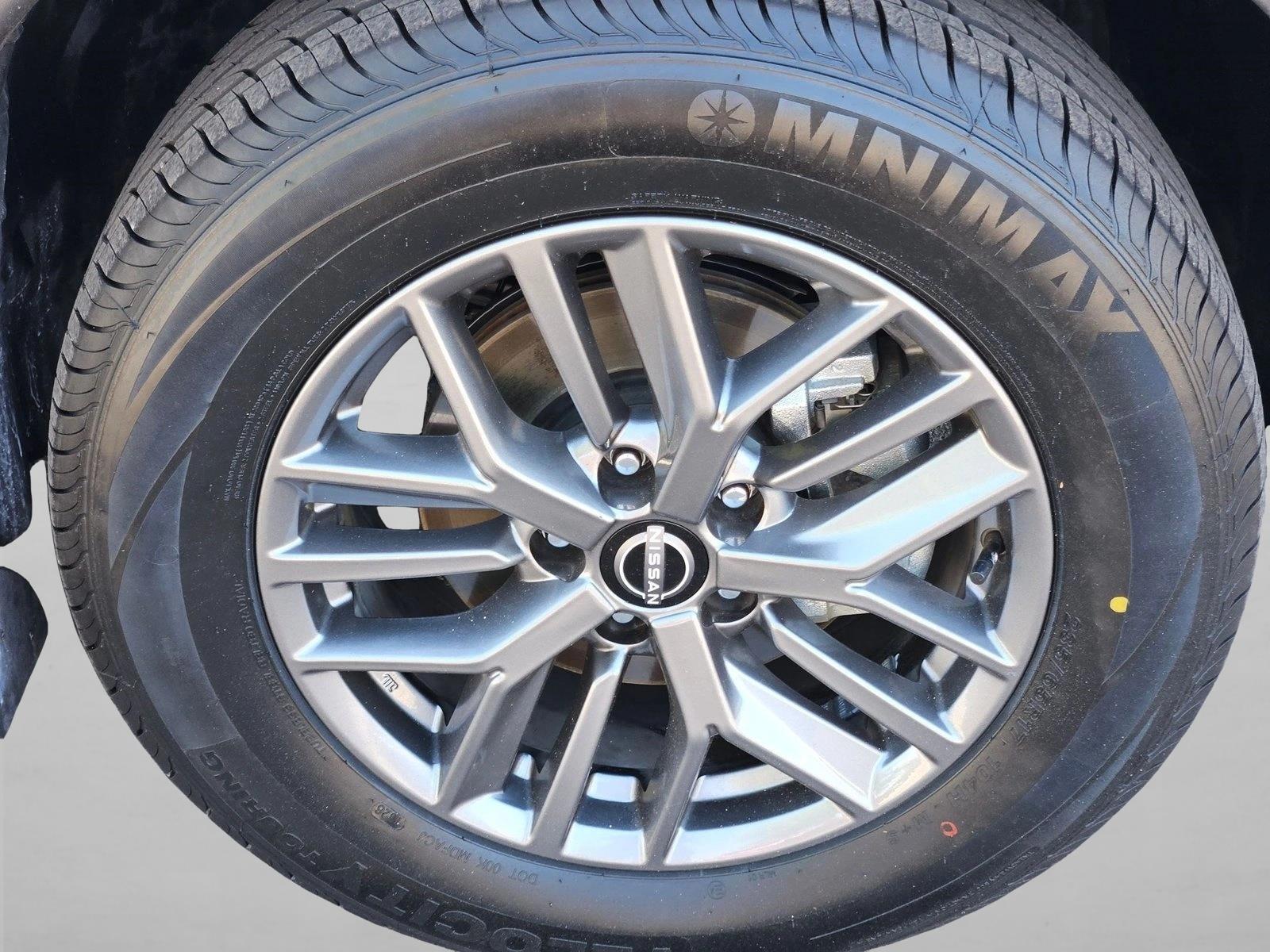 2025 Nissan Rogue S - Photo 28