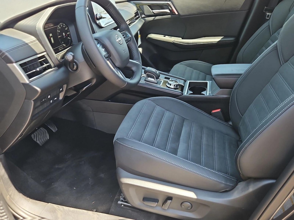 New 2026 Nissan Rogue Plug-In Hybrid SL SUV