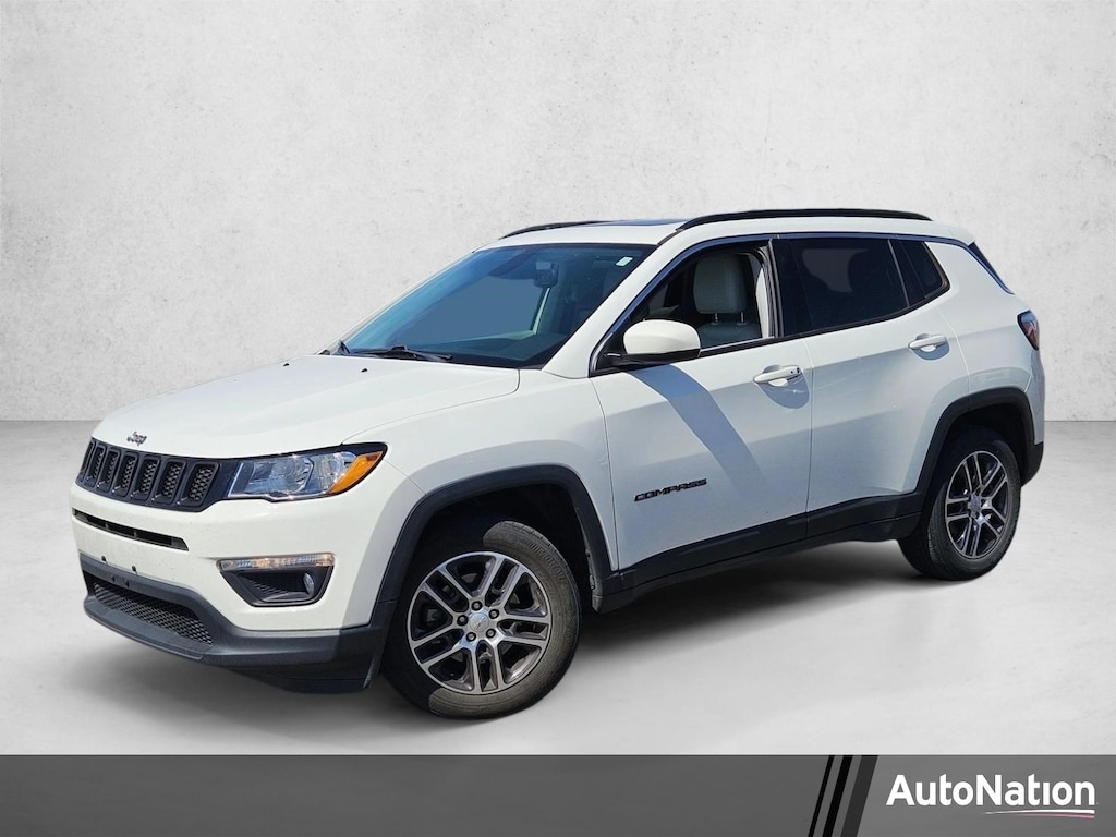 Used 2018 Jeep Compass Latitude w/Sun/Wheel Pkg SUV